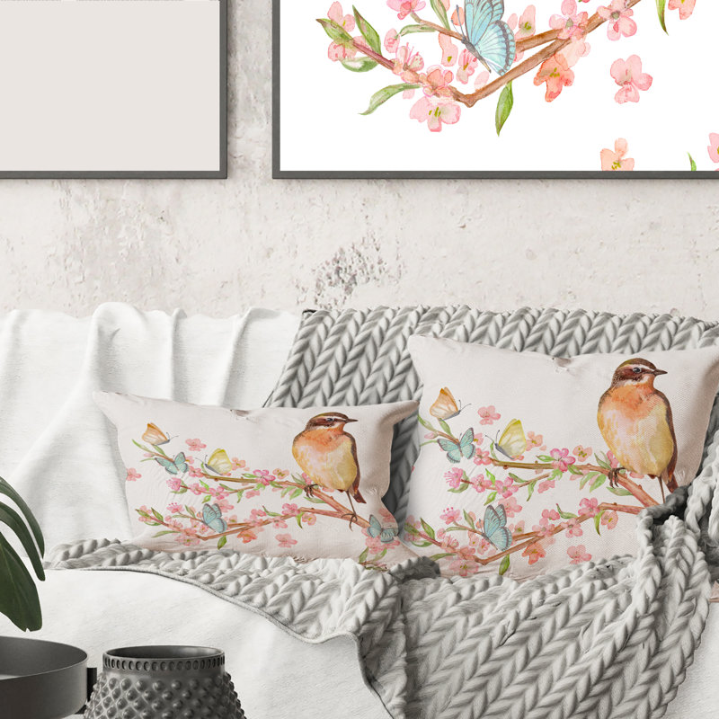 Joli oiseau assis sur une housse de coussin rectangulaire avec insert Sakura