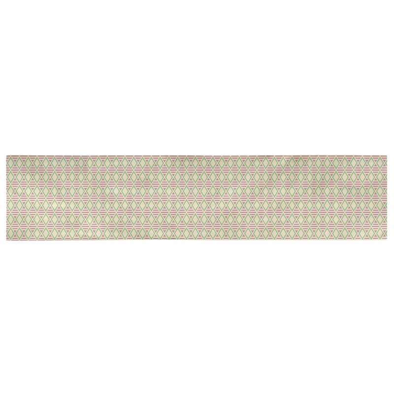 Chemin de table à carreaux géométriques Avicia, 91,5 po x 17,5 po, Polyester, Rose / Vert