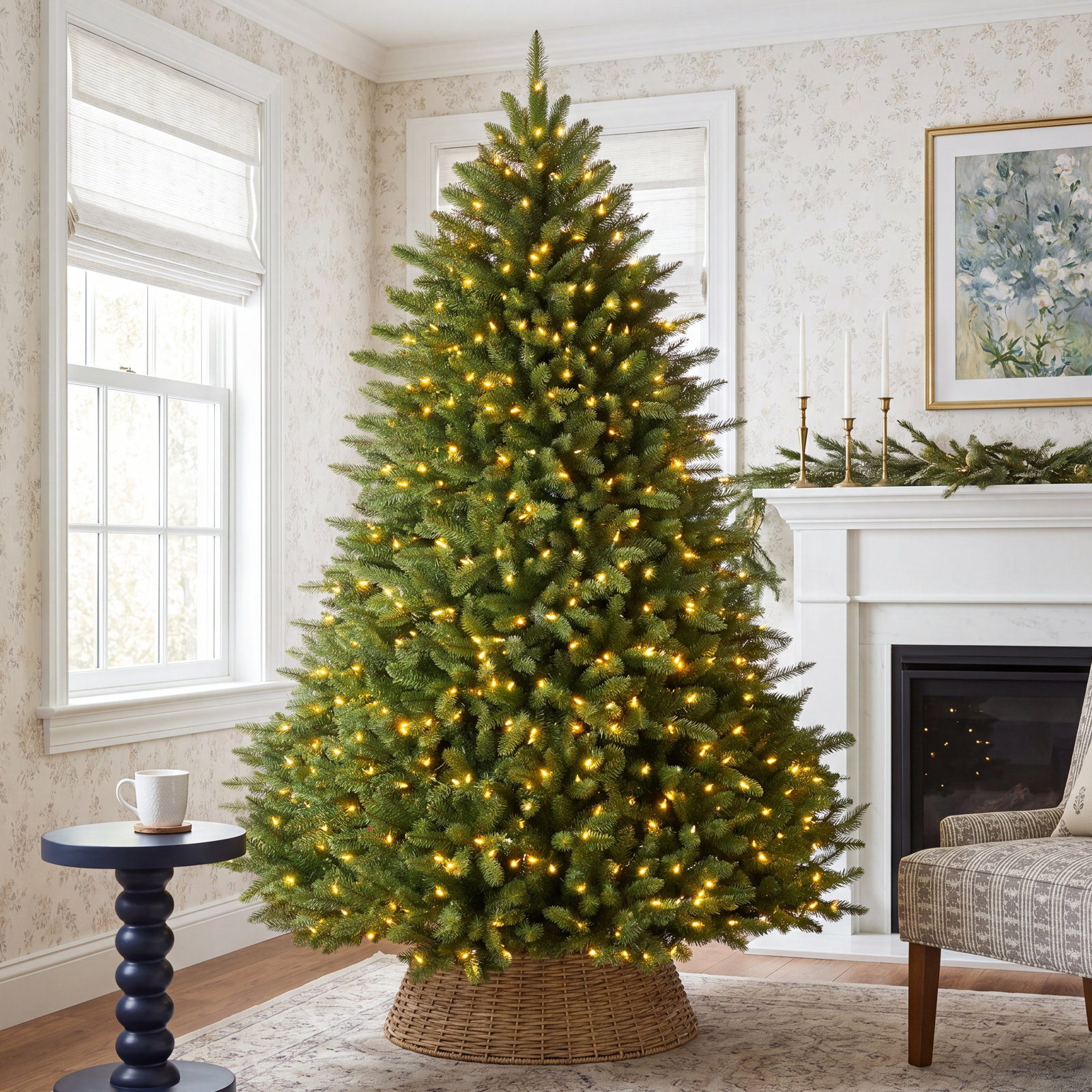 Lighted Artificial Christmas Tree, 9'