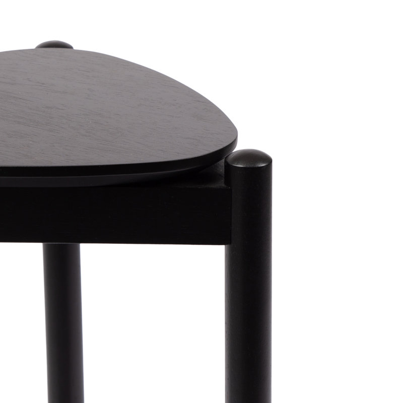 Table d'appoint à niveaux triangulaire Knowlton, Noir, Noir, Noir