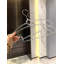 Cintre transparent-729995871
