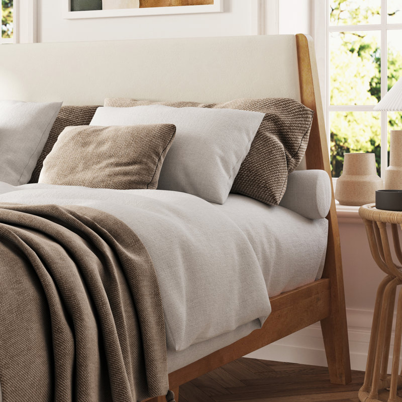 Base de lit tapissier en bois massif Juno, Grand