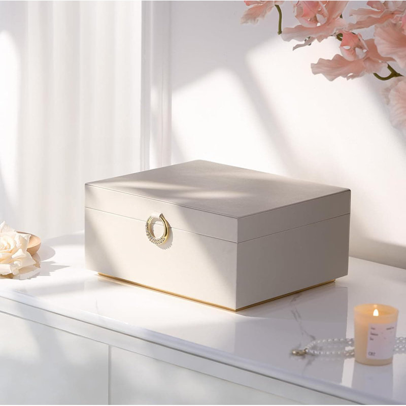 Jewellery Box +, Beige