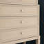 Armoire d'appoint en bois massif gris clair