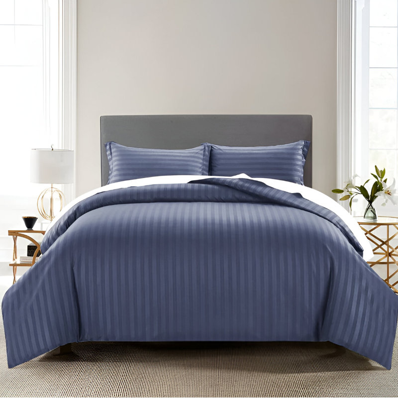 Thirlby Microfibre 250 TC Reversible Modern & Contemporary Duvet Cover Set with Pillow Cases, Washed Blue