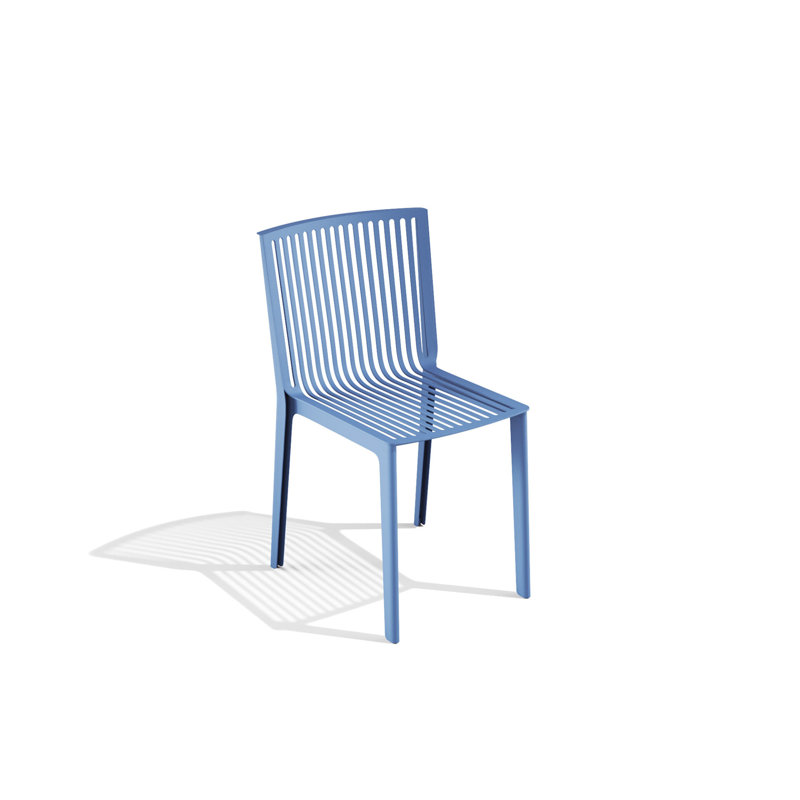 Chaise d'appoint à dossier plein en métal Gao