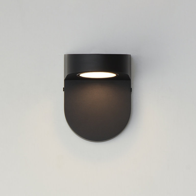Makeisha Aluminium LED Wall Light, Black