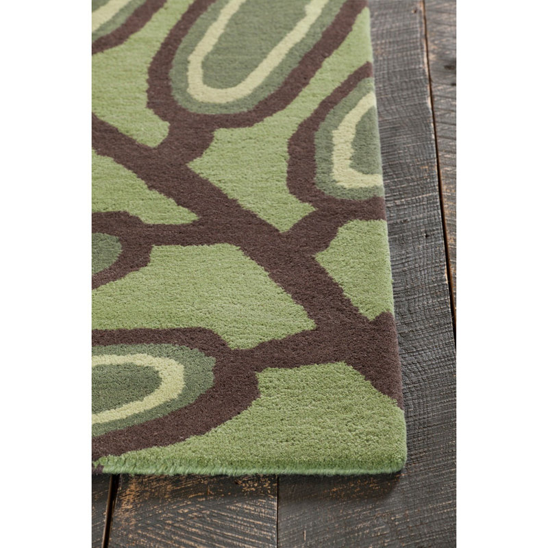 Très grand tapis botanique en laine touffeté à la main vert, brun et ivoire Cianie, Rectangle 5 pi x 7 pi 6 po