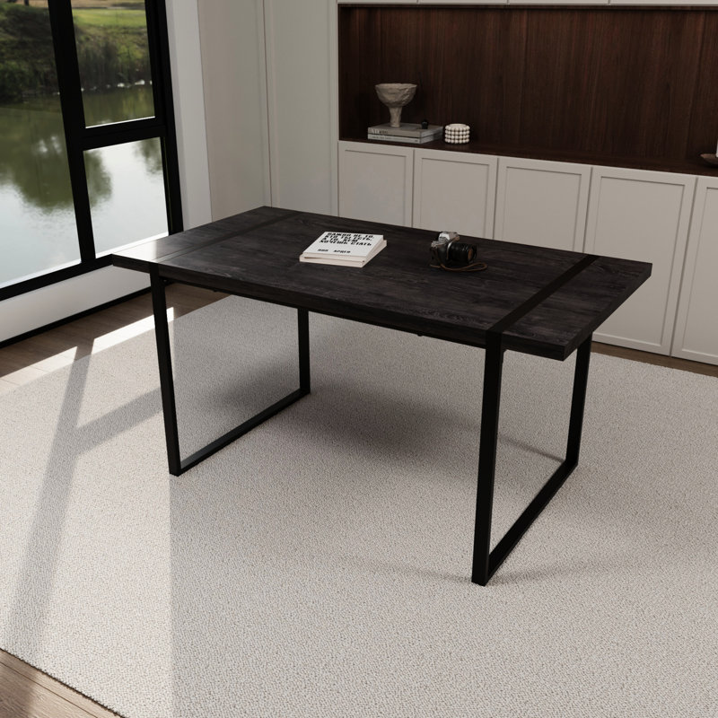 Table de salle à manger noire 59 "avec pieds en métal, look industriel moderne, table de 4 à 6 places, table de maison et de cuisine, plateau de table épais de 1,5 po