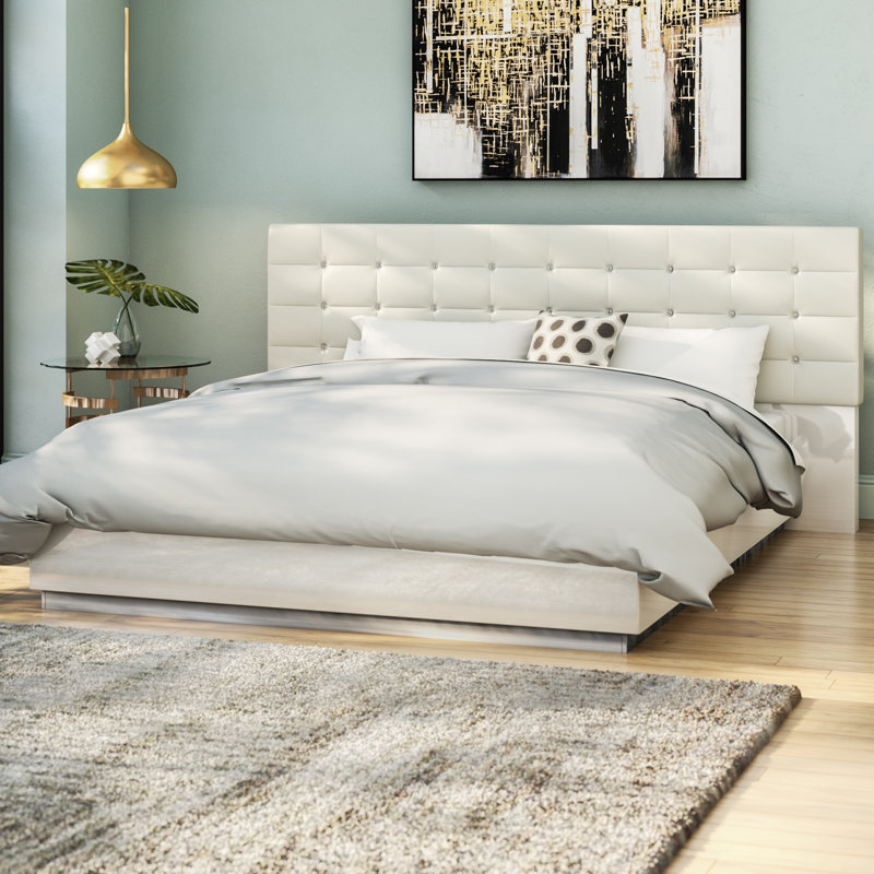 Lit plateforme tapissier Mcinerney, Grand, Blanc