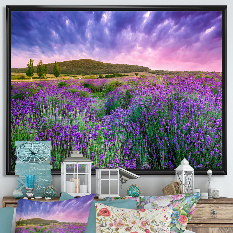 Coucher de soleil sur un champ de lavande d'été en Hongrie - reproduction de photo sur toile, H 30 po x l 40 po x P 1,5 po