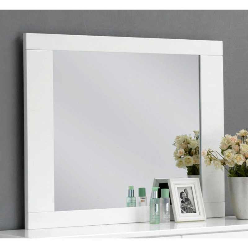 Ensemble de chambre à coucher moderne 5 pièces blanc comprenant une base de lit, une commode, un miroir et 2 tables de chevet 