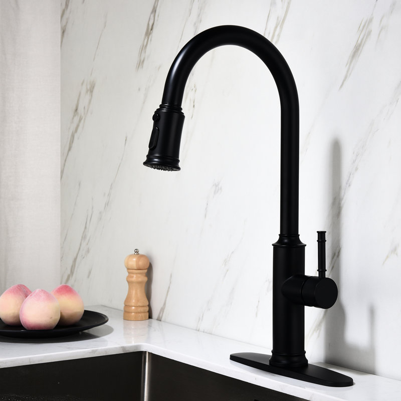Pull Out Kitchen Faucet In Matte Black Stainless Steel, 360 Rotating High Nozzle, Single Lever For Precise Water Handling, Rust Surface, Aerators A Smooth And Bubble-Rich Stream With , Lever, Nozzle