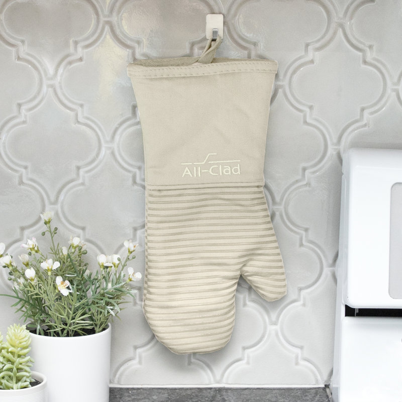 All-Clad Oven Mitt, Almond