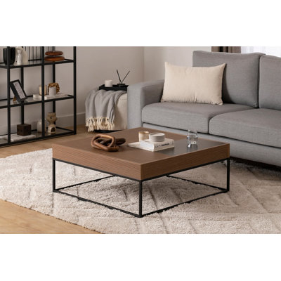 Table basse moderne en noyer avec pieds en métal, 35,4 po x 14,6 po x 35,4 po | Aggloméré 100% enduit de mélamine, capacité de charge: 33 lb | Style industriel, conception de couleur unie, parfait pour le salon et les salons