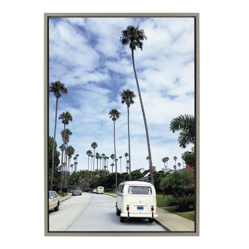 "La Jolla Commute" par Rachel Bolgov, reproduction d'art sur toile encadrée, H 23 po x l 33 po x P 1,62 po