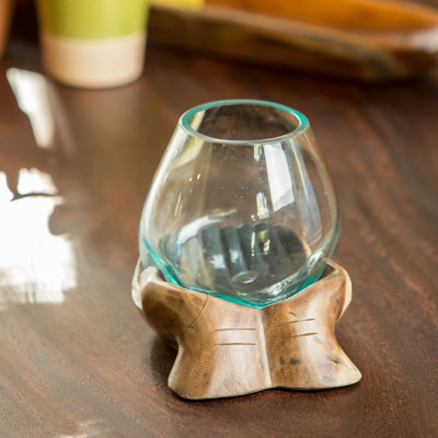 Vase en verre soufflé