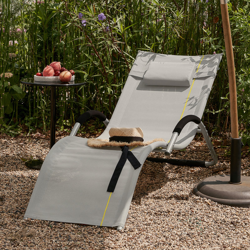 Single Chaise with Cushions, Gray