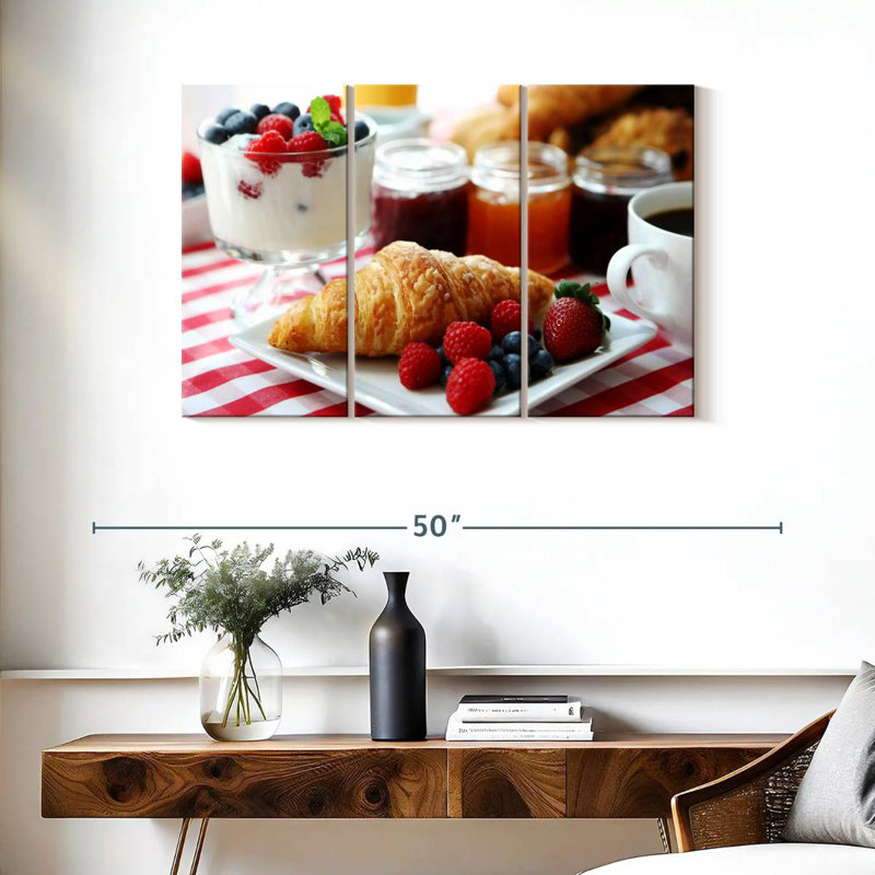 Yarlin croissant et baies, H 14 po x l 23 po