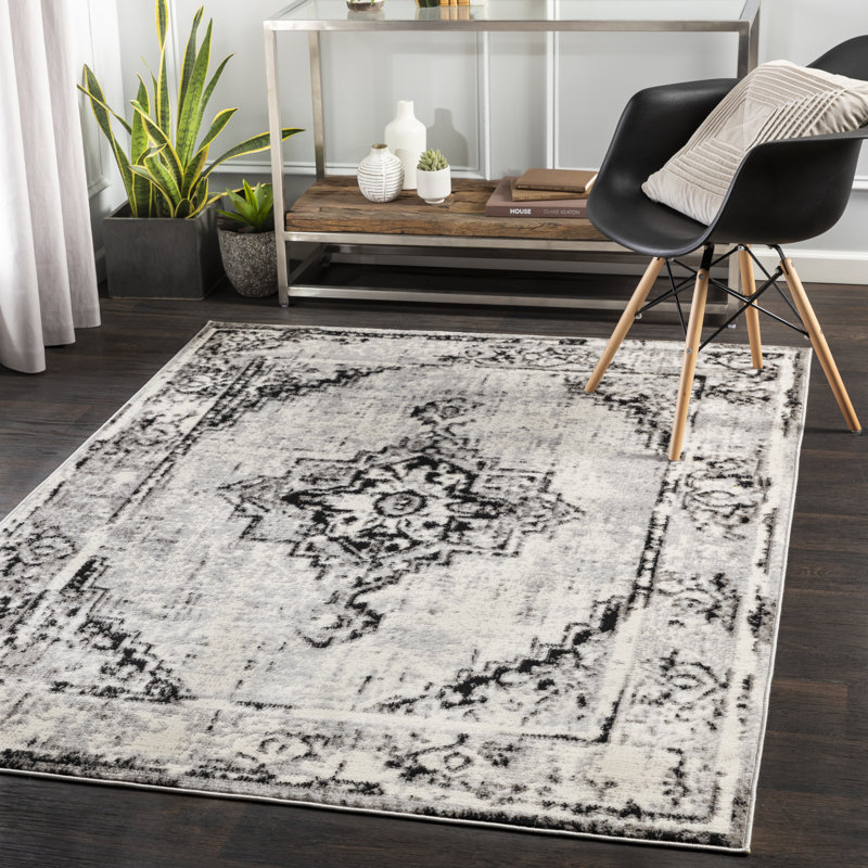 Greeley Oriental Indoor Rug, Rectangle 5' x 7'