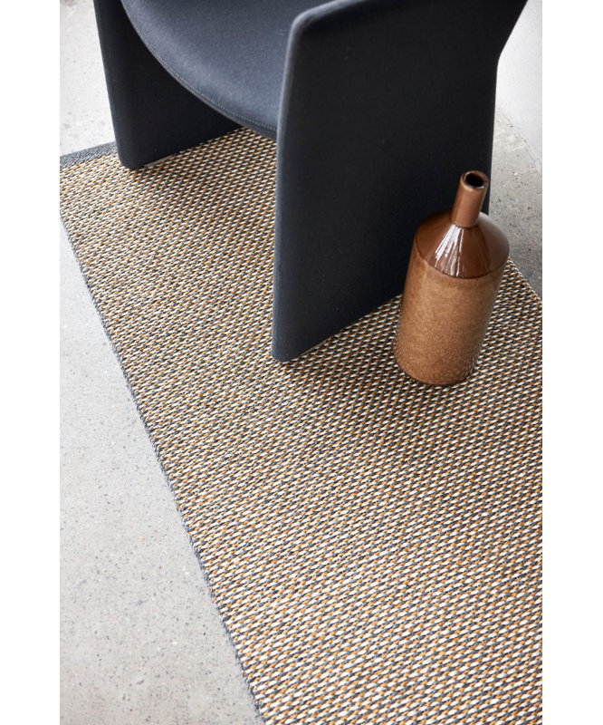 Effi Area Rug in Brown/Granit, Rectangle 2' x 4'