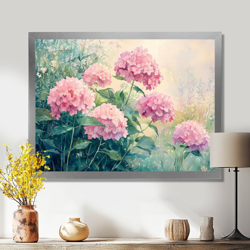 Hortensias dans un pré d'été I - hydrangées, art mural large, H 24 po x l 32 po, Reproduction encadrée d'une seule photo