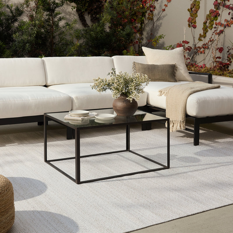 Tapis extérieur gris / blanc à motif de treillis fabriqué à la main Schwandt Imogen, Rectangle 9 pi x 12 pi