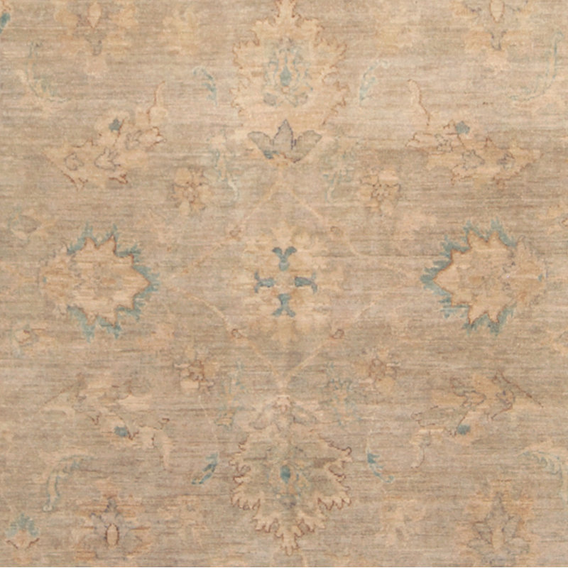 Tapis de zone en laine 8 pi 1 po x 9 pi à main one-of-kind noué la Ayon