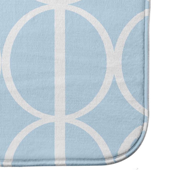 Tapis de bain ovale Go Round Lemmon, l 24 po x L 36 po, Bleu pâle