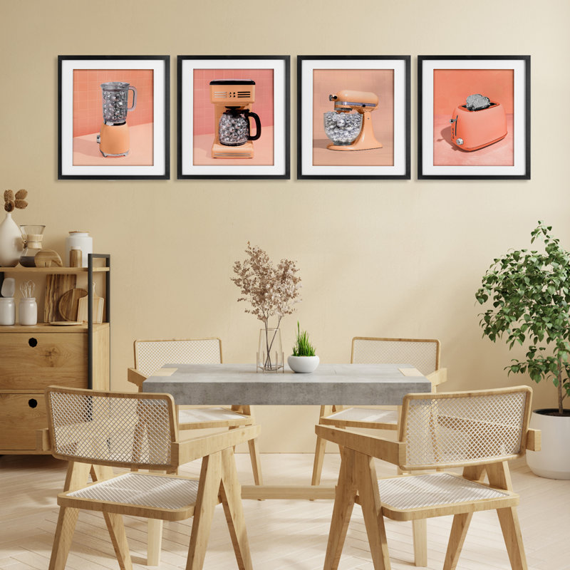 Ensemble de 4 verres encadrés Disco Drink Blender Over Orange, par Lish Creative, 16 x 13, Midnight Black Under Glass Framed