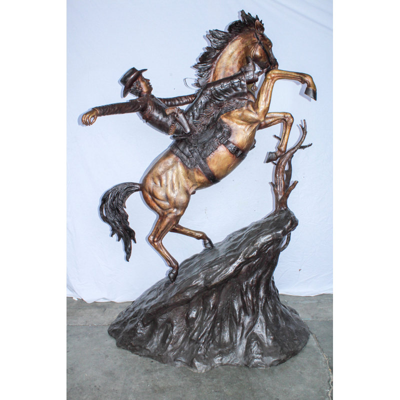 Statue de cowboy sur cheval taille réelle en bronze taille réelle 60 po x 37 po x H 81 po