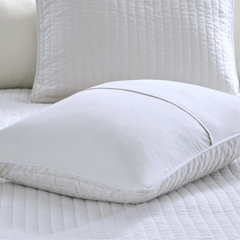 2 Piece Quilt Set White Twin/Twin XL, Twin Coverlet / Bedspread + 1 Pillow Sham