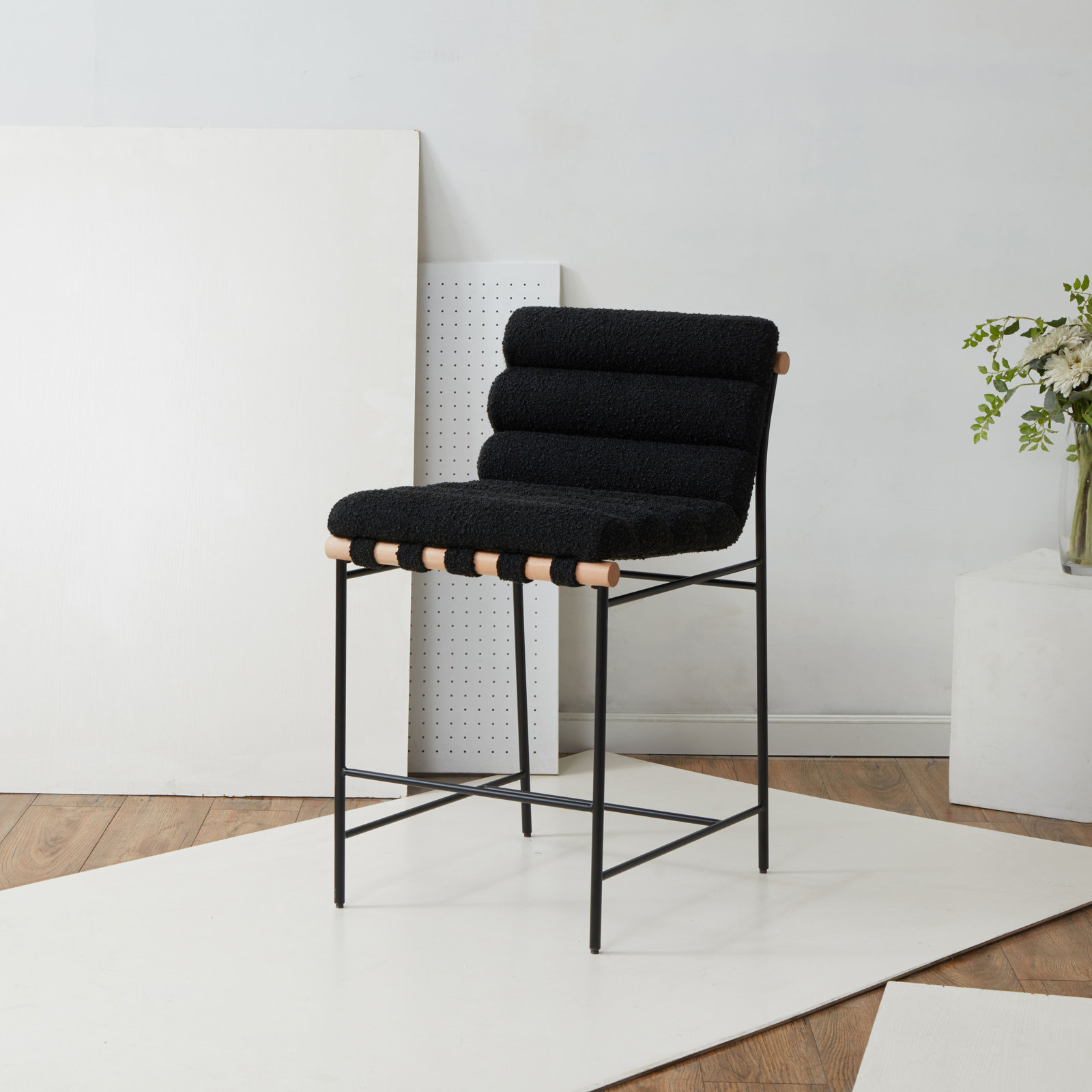 Eila 25" Bar Stool, Black
