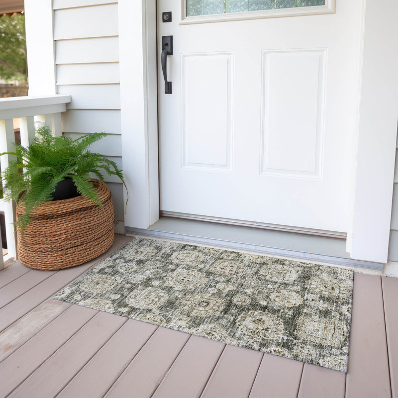 Floral Indoor / Outdoor Rug, Rectangle 1'8" x 2'6"