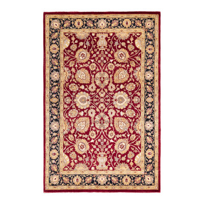 Tapis traditionnel rouge en laine noué à la main 4 pi 1 po x 6 pi 0 po