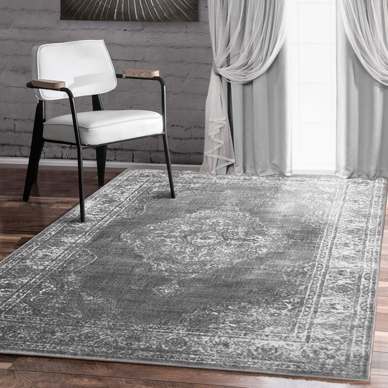 Wisser Floral Indoor Rug, Rectangle 4' x 6'