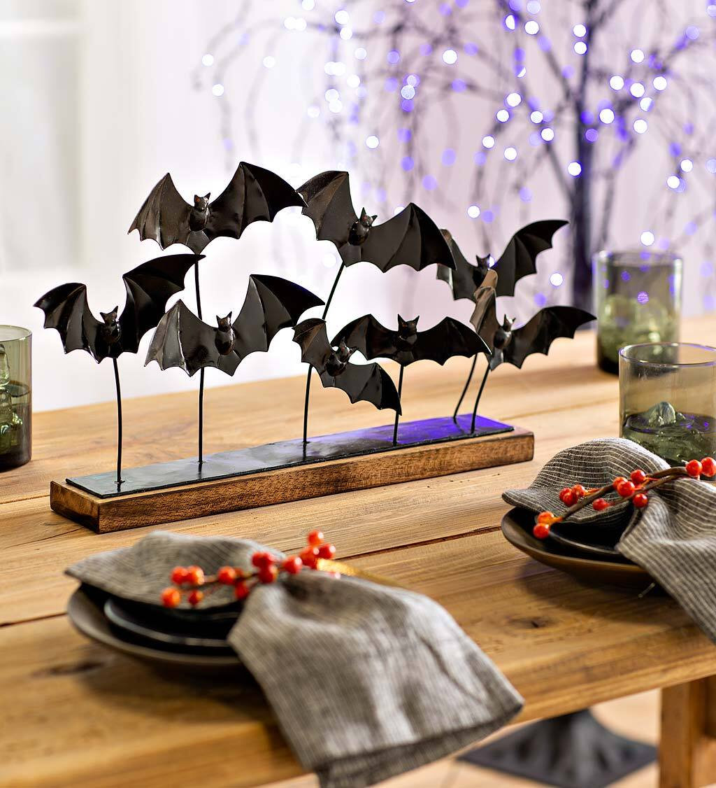 Metal Bat Centerpiece Accent