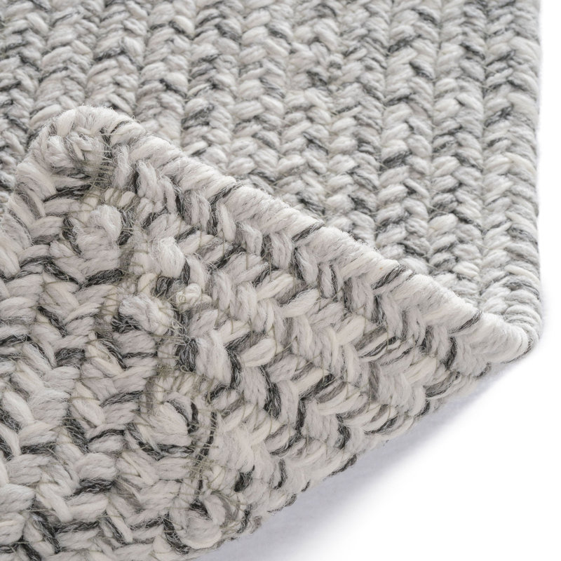 Windall Indoor / Outdoor Rug, Concentric Rectangle 8' x 11'