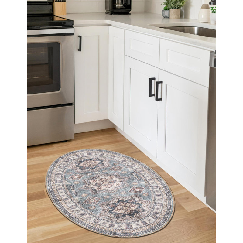 Bungalow Rose Ruth Timeless Rug, Ovale 2 pi x 3 pi 1 po