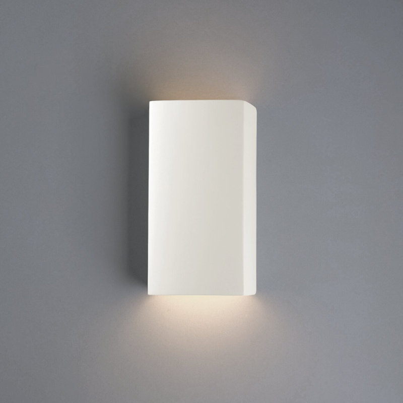 Applique murale encastrée à 1 lumière à intensité variable Henry Street, Blanc mat, H 13,5 po x l 7,25 po x P 6,5 po