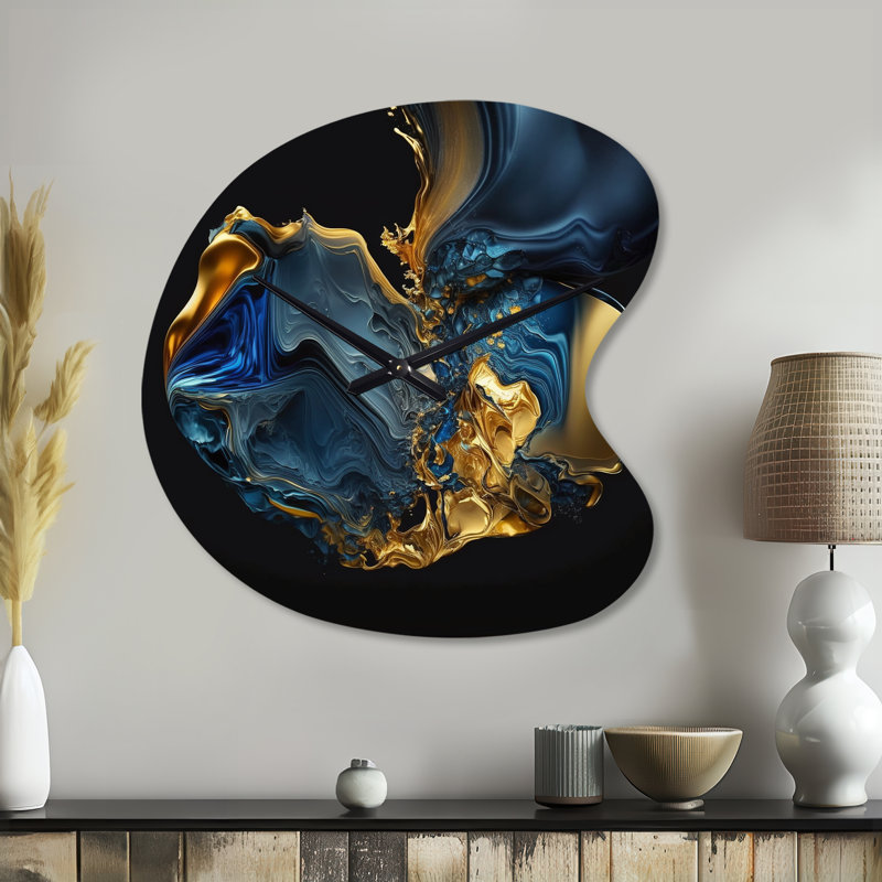 Horloge murale abstraite géométrique en marbre bleu et doré - encre liquide, forme unique, horloge murale moderne asymétrique