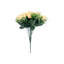 Faux fleurs artificielles en forme de bouquet de roses dans un vase pour centre de mariage-128924691