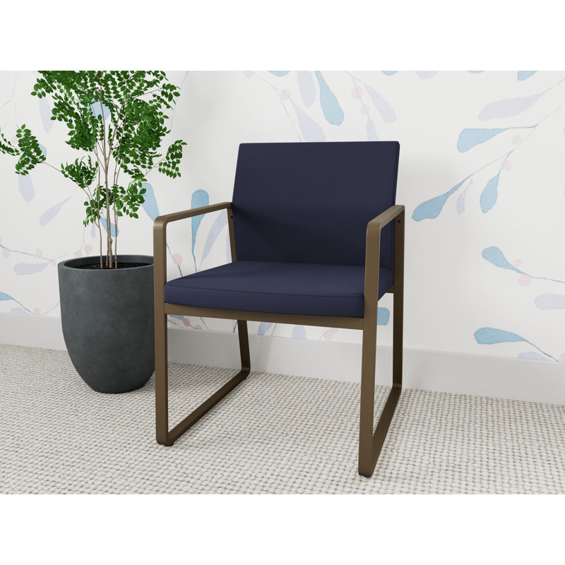 Chaise d'invité Gansett, Bronze, Portes ouvertes en tissu bleu marine