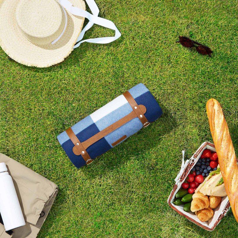 XL Picnic Blanket, Blue & White