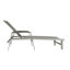 Méridienne d'extérieur avec cadre en aluminium antirouille et fauteuil inclinable en osier avec accoudoirs pour patio (sans parasol)-1768005328-1803705643