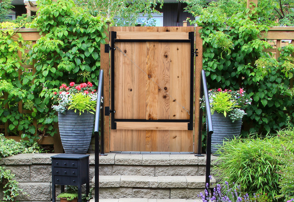 Adjust-A-Gate
