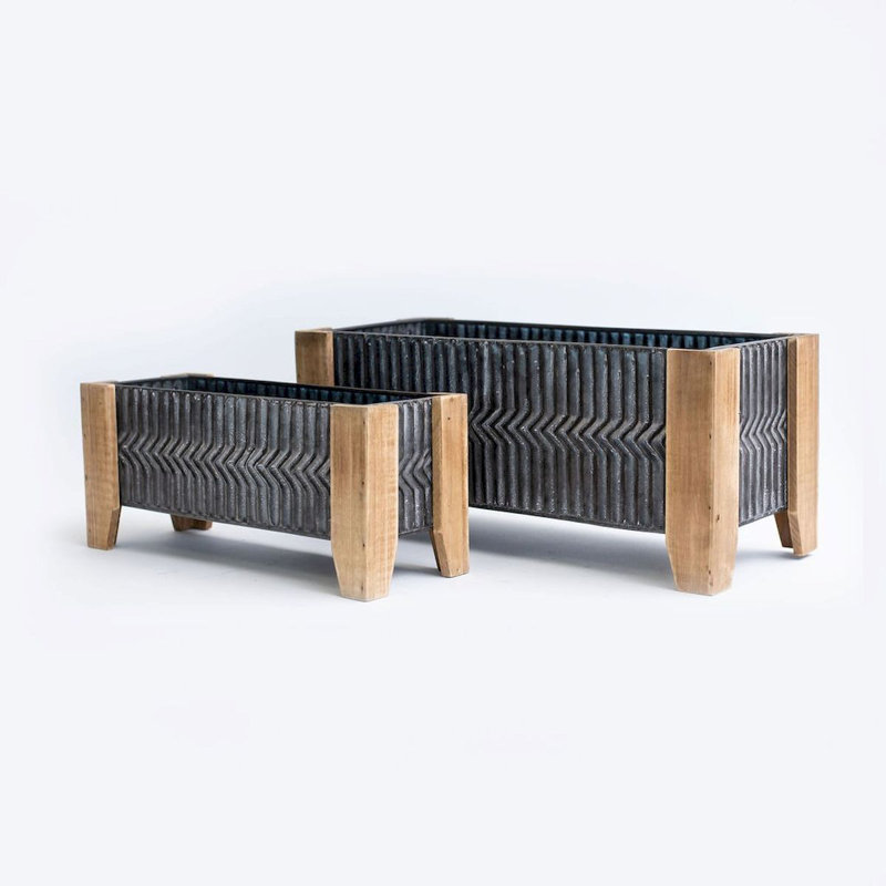 Aytekin Metal Elevated Planter