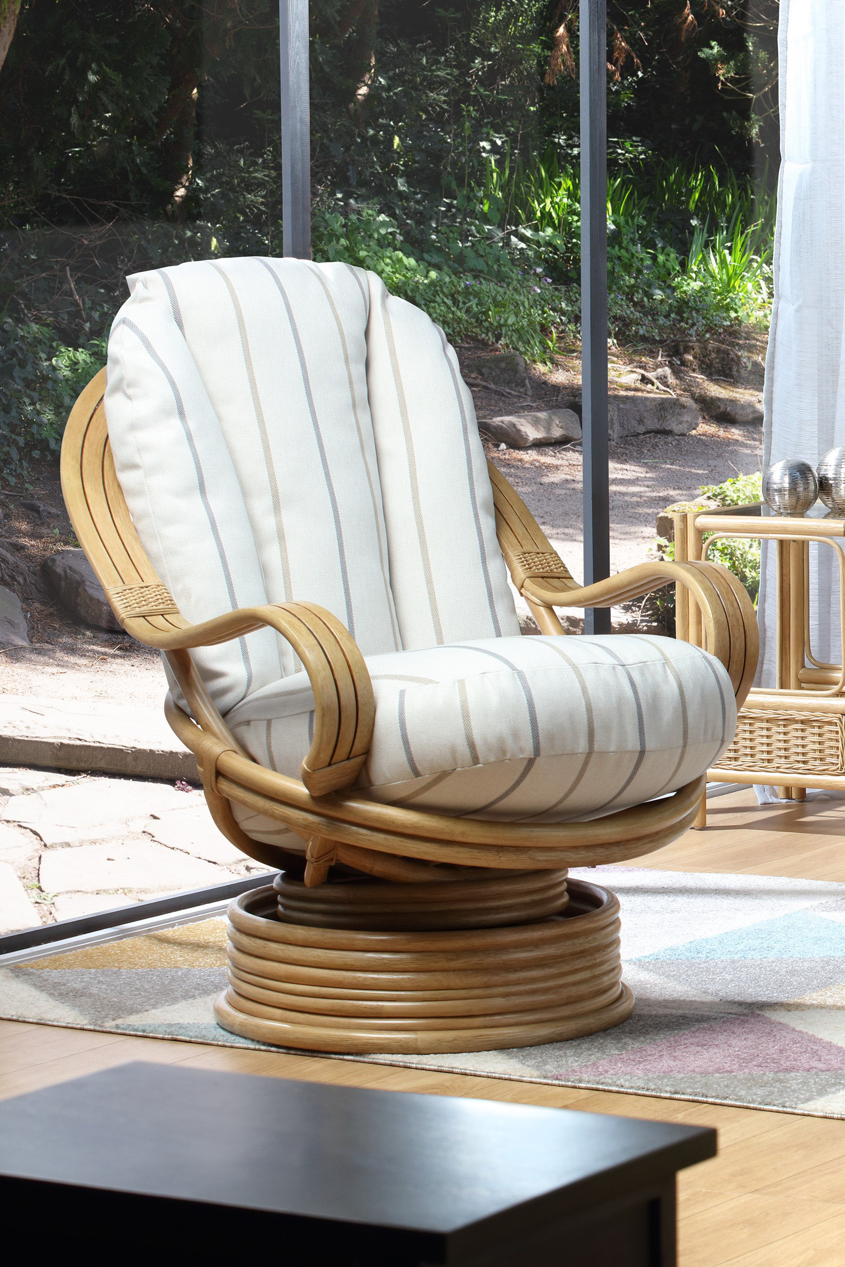 Outdoor wicker rocking chairs discount