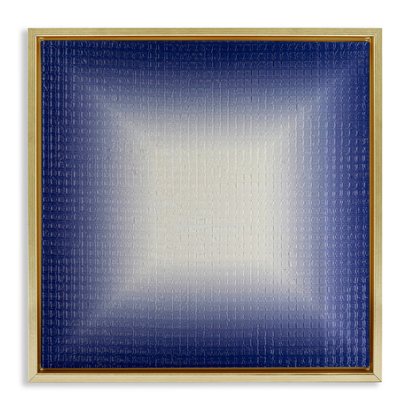 «Blue Ombre Fade» par Michael Willett, Cadre flottant métallique doré, H 25 po x l 25 po