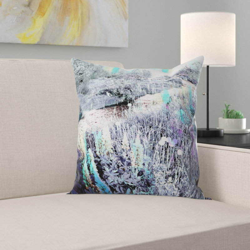 Coussin décoratif intérieur / extérieur Gabriela Fuente Matilda, 18 po x 18 po